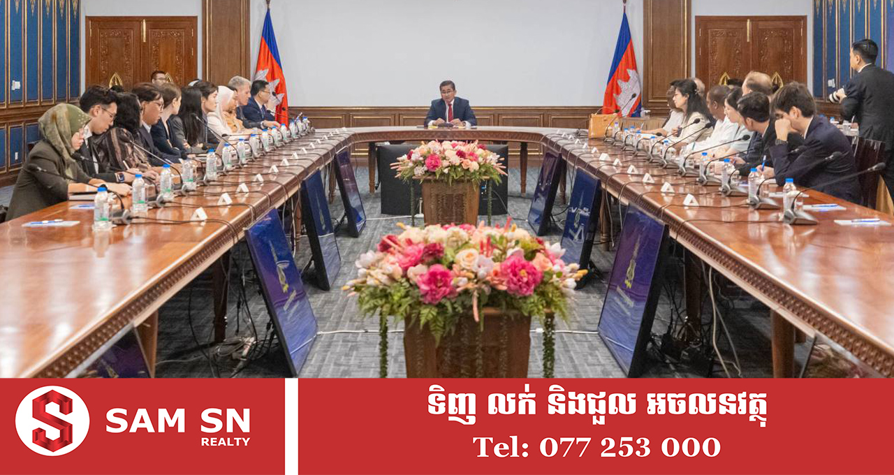 ក្រសួងការបរទេសកម្ពុជា ធ្វើបទបង្ហាញជូនតំណាងស្ថានបេសកកម្មការទូតចំនួន ២១ ជុំវិញការវិវត្តថ្មីៗនៃស្ថានការណ៍ព្រំដែនកម្ពុជា-ថៃ