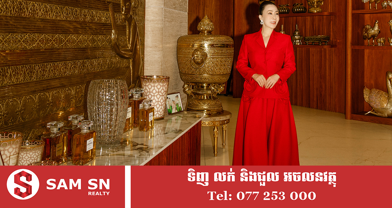 ឈុត Valentino របស់អ្នកឧកញ៉ា ជឹង សុគន្ធាវី និងសម្លៀកបំពាក់បុរាណខ្មែរជាច្រើន អមដោយស្បែកជើងប្រេន Manolo Blahnik