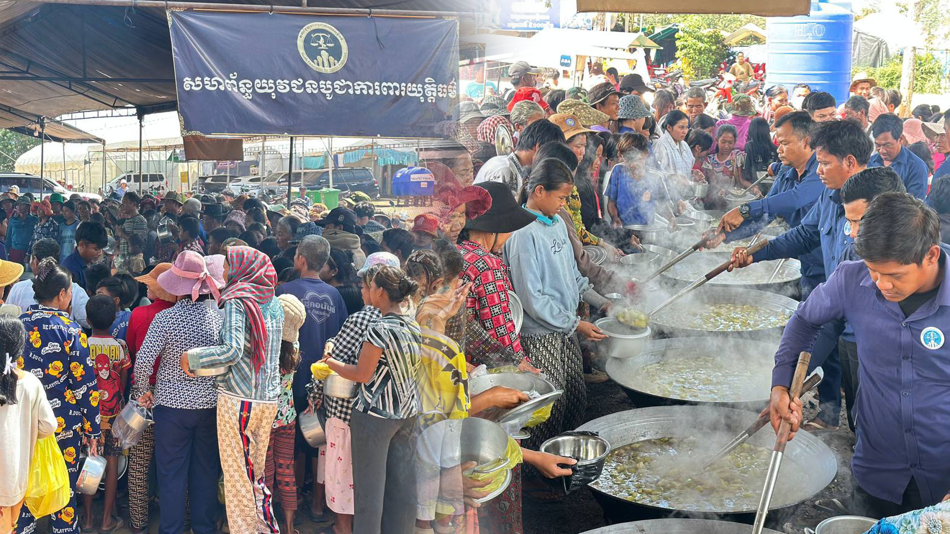 ថ្ងៃ២៤តុលា រយៈពេល ៣ខែហើយ ក្រុមការងារសហព័ន្ធយុវជនបូជាការពារយុត្តិធម៌ ដឹកនាំដោយអ្នកឧកញ៉ា ឡេង ណាវ៉ាត្រា បានរៀបចំម្ហូបផ្គត់ផ្គង់ជនភៀសសឹកខេត្តព្រះវិហារ